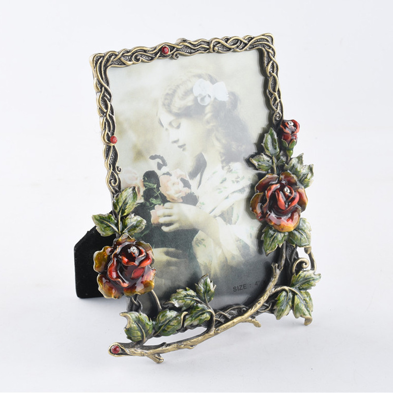 Lighting Room Decor Photo - Modern Alloy Photo Frame Decoration Living