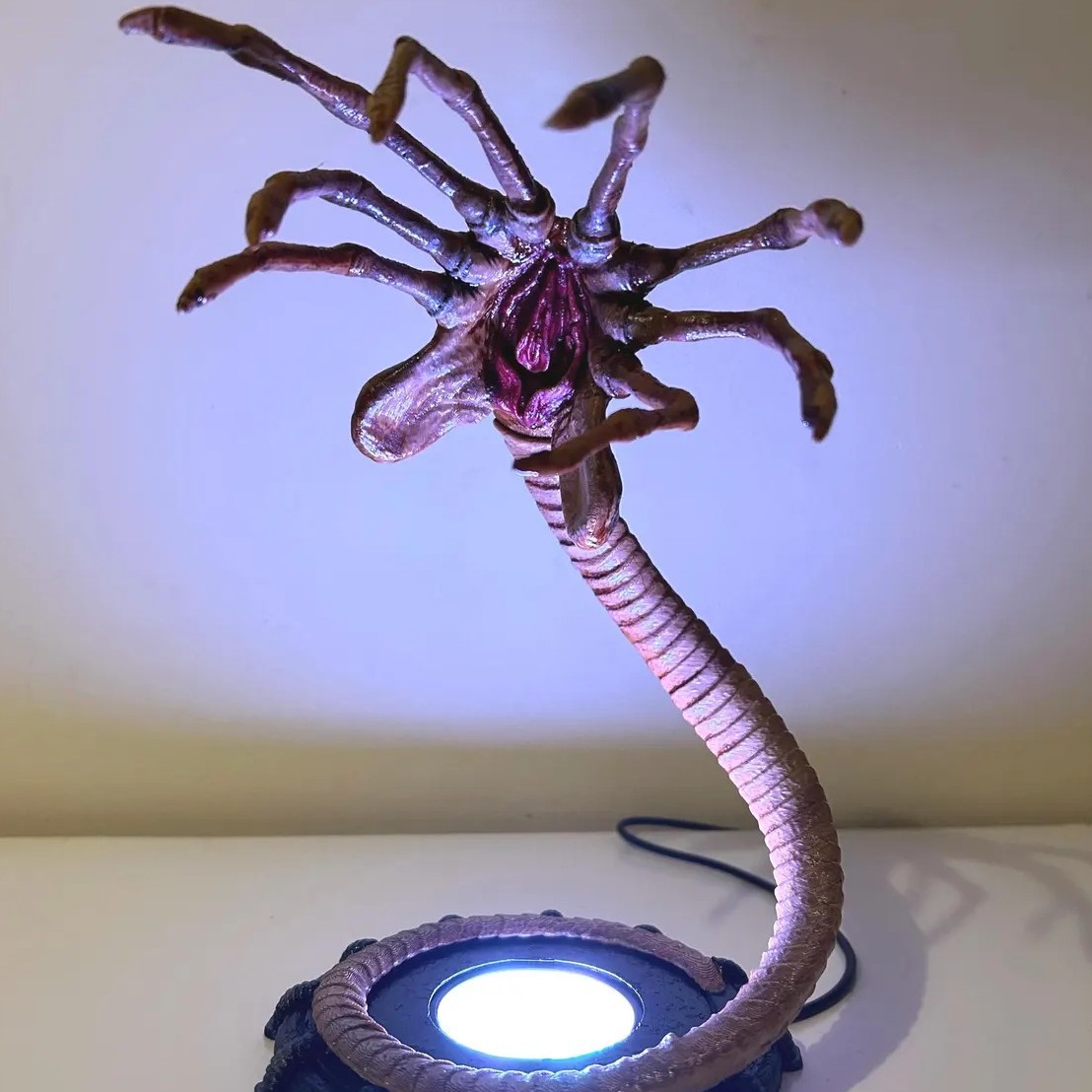 Alien Facehugger Lamp Nightlig - Lighting Decor Home 评论和价格