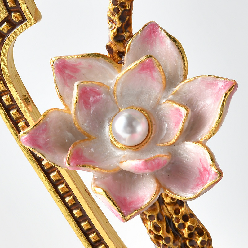 Lucky Entrance Decorative Enam - Lighting Decor Company 评论和价格